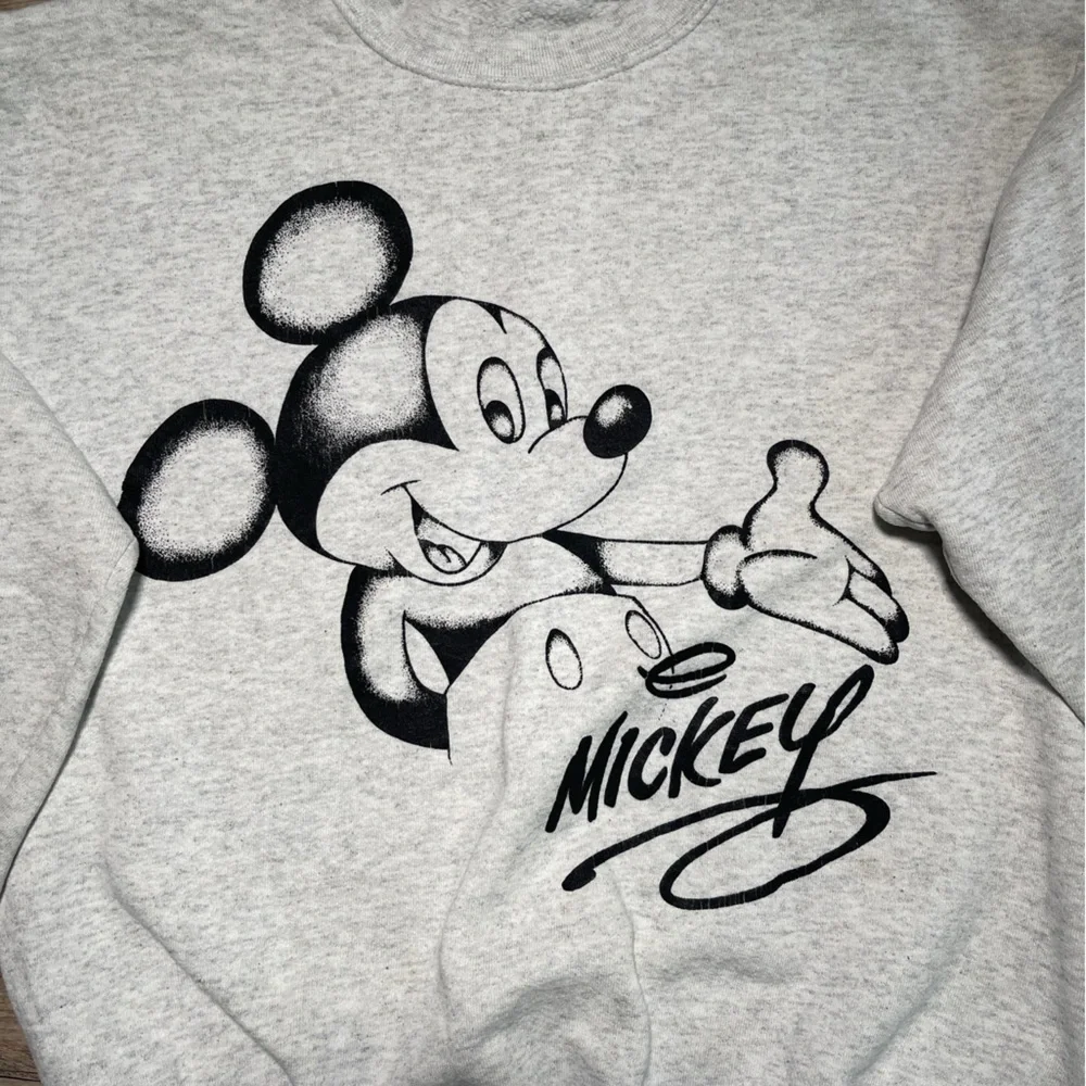 Vintage Mickey Mouse Disney Design Large Gray Sweatshirt Sweater USA Made - Picture 3 of 8